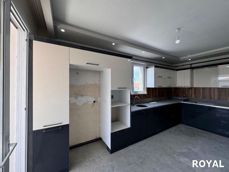 SATILIK SIFIR ARAKAT HİÇ KULLANILMAMIŞ LÜKS 3+1 DAİRE